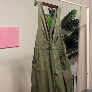 Essential romper and army green